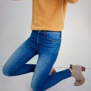 Madewell 9” Mid Rise Jeans 30T